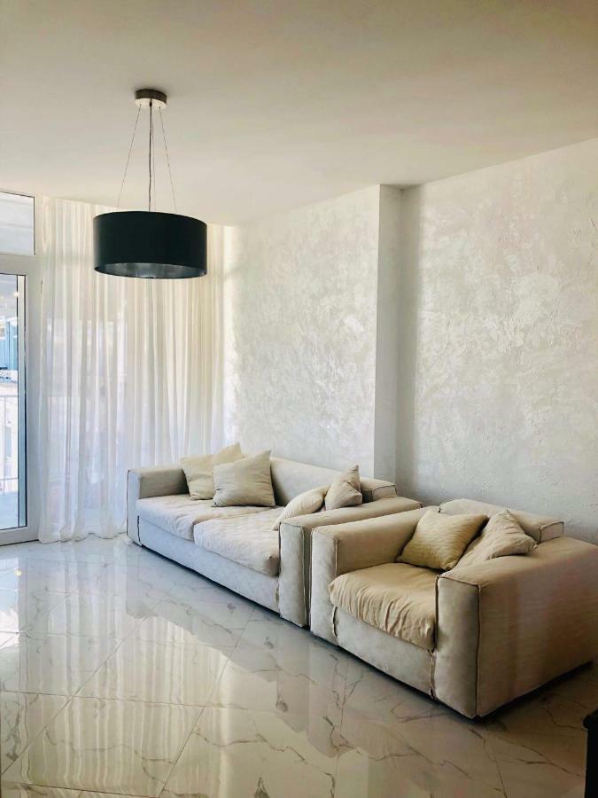 Tg Apartment Sea View Batumi Exterior foto